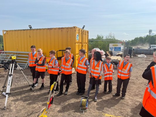 Covanburn Welcome Primary Pupils to Ravenscraig Site